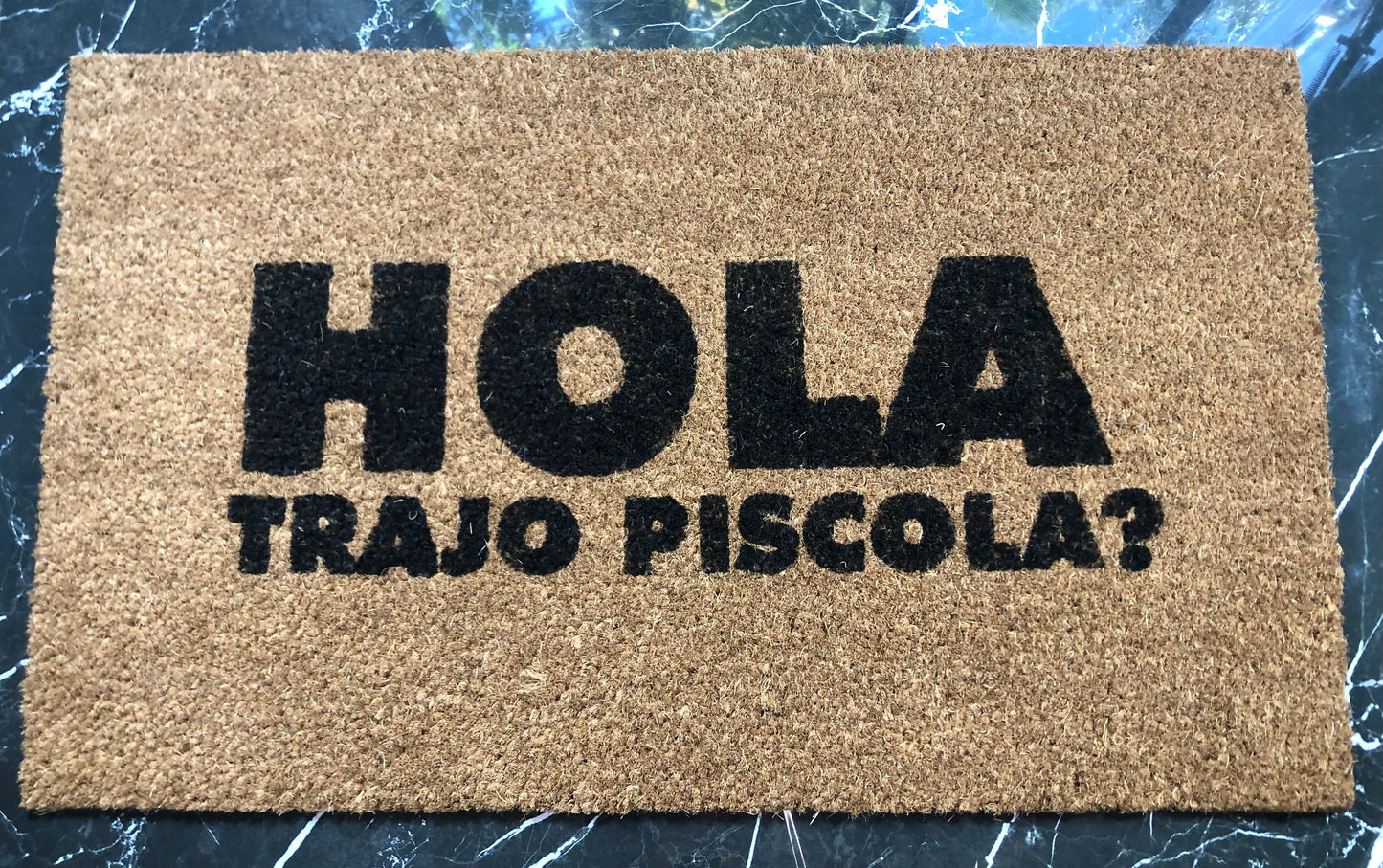 HOLA TRAJO PISCOLA?