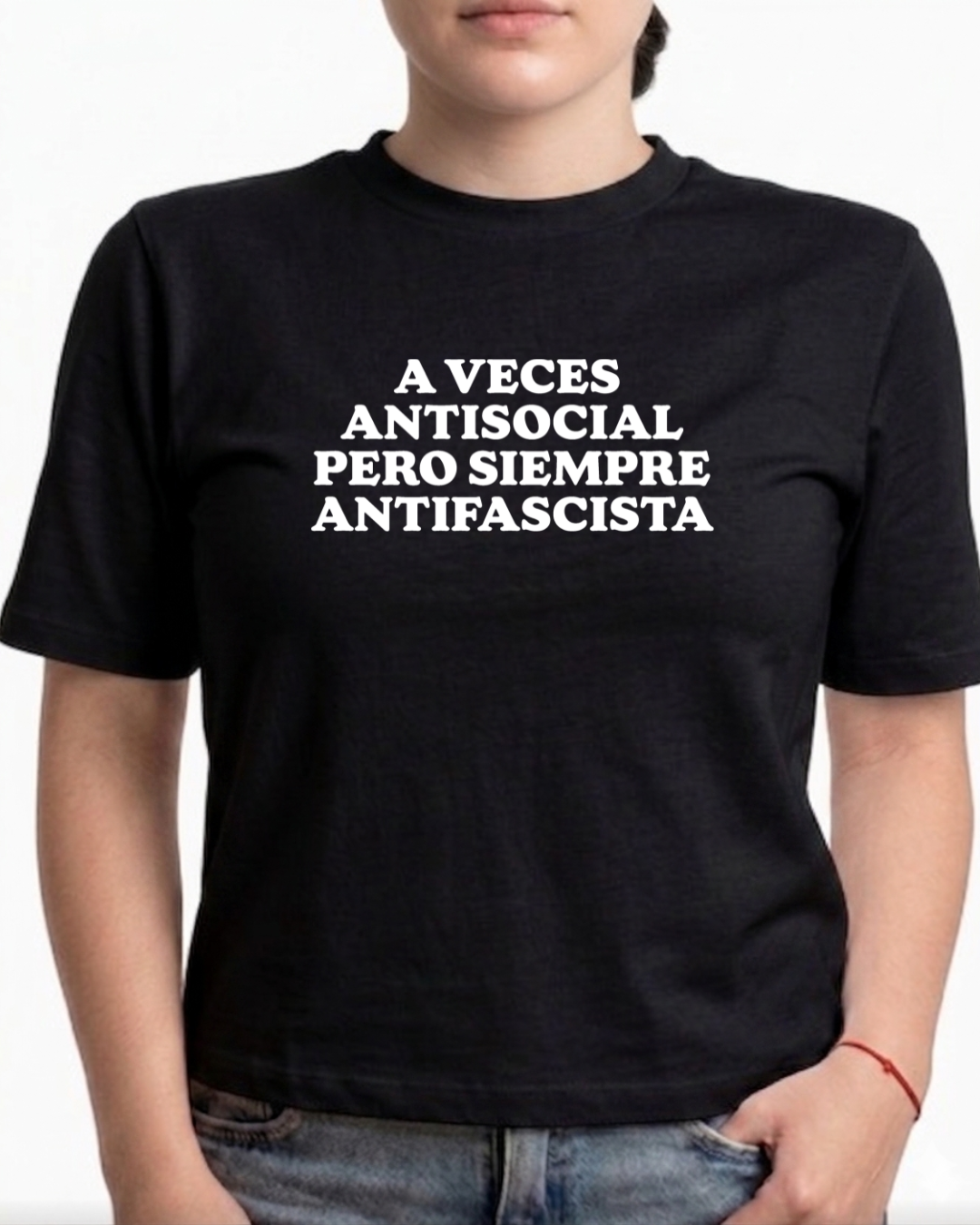 A veces antisocial , pero siempre antifascista