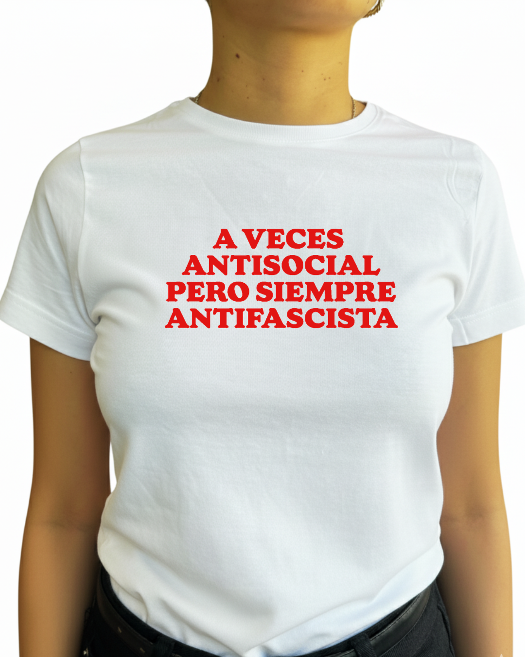 A veces antisocial , pero siempre antifascista